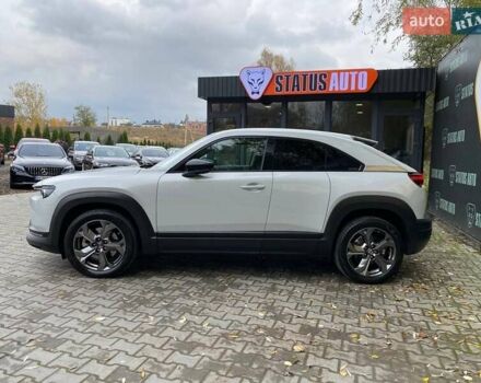 Мазда MX-30 2020 в Хмельницком на Automoto.ua Белый Мазда MX-30, объемом двигателя 0 л и пробегом 32 тыс. км за 15700 $, фото 3 на Automoto.ua