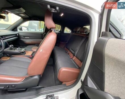 Мазда MX-30 2020 в Хмельницком на Automoto.ua Белый Мазда MX-30, объемом двигателя 0 л и пробегом 32 тыс. км за 15700 $, фото 31 на Automoto.ua