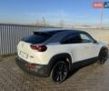 Белый Мазда MX-30, объемом двигателя 0 л и пробегом 26 тыс. км за 19000 $, фото 5 на Automoto.ua