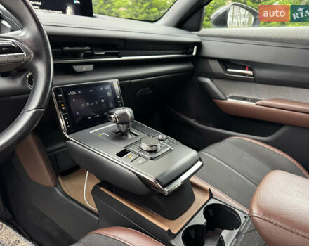 Белый Мазда MX-30, объемом двигателя 0 л и пробегом 52 тыс. км за 15000 $, фото 14 на Automoto.ua