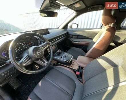Белый Мазда MX-30, объемом двигателя 0 л и пробегом 26 тыс. км за 19000 $, фото 15 на Automoto.ua
