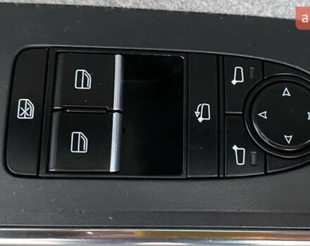 Белый Мазда MX-30, объемом двигателя 0 л и пробегом 139 тыс. км за 13950 $, фото 9 на Automoto.ua