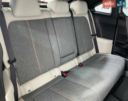 Белый Мазда MX-30, объемом двигателя 0 л и пробегом 139 тыс. км за 13950 $, фото 25 на Automoto.ua