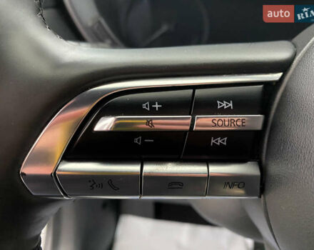 Белый Мазда MX-30, объемом двигателя 0 л и пробегом 139 тыс. км за 13950 $, фото 13 на Automoto.ua