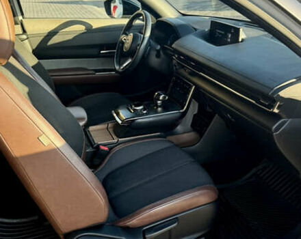 Белый Мазда MX-30, объемом двигателя 0 л и пробегом 139 тыс. км за 13750 $, фото 14 на Automoto.ua