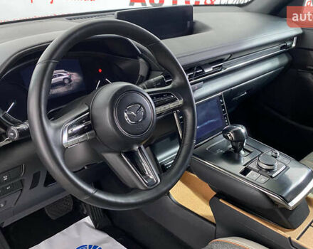 Белый Мазда MX-30, объемом двигателя 0 л и пробегом 139 тыс. км за 13950 $, фото 5 на Automoto.ua