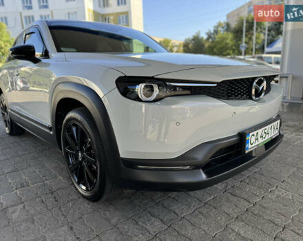 Білий Мазда MX-30, об'ємом двигуна 0 л та пробігом 37 тис. км за 16500 $, фото 1 на Automoto.ua