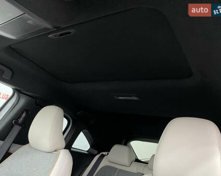 Белый Мазда MX-30, объемом двигателя 0 л и пробегом 139 тыс. км за 13950 $, фото 49 на Automoto.ua