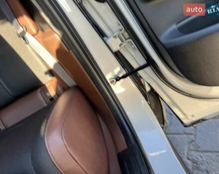 Белый Мазда MX-30, объемом двигателя 0 л и пробегом 26 тыс. км за 19000 $, фото 18 на Automoto.ua