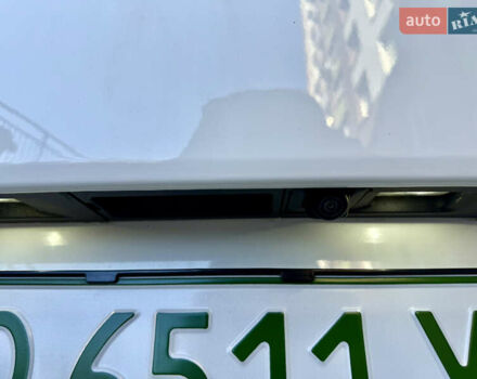 Белый Мазда MX-30, объемом двигателя 0 л и пробегом 64 тыс. км за 14000 $, фото 19 на Automoto.ua