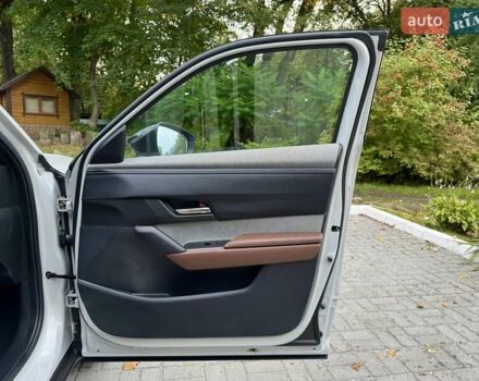 Белый Мазда MX-30, объемом двигателя 0 л и пробегом 33 тыс. км за 14950 $, фото 101 на Automoto.ua