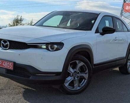 Белый Мазда MX-30, объемом двигателя 0 л и пробегом 90 тыс. км за 14200 $, фото 35 на Automoto.ua