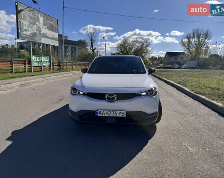 Мазда MX-30 2021 в Киеве на Automoto.ua Белый Мазда MX-30, объемом двигателя 0 л и пробегом 24 тыс. км за 15500 $, фото 3 на Automoto.ua