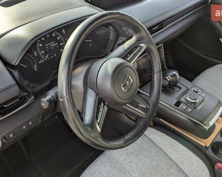 Белый Мазда MX-30, объемом двигателя 0 л и пробегом 105 тыс. км за 13800 $, фото 63 на Automoto.ua