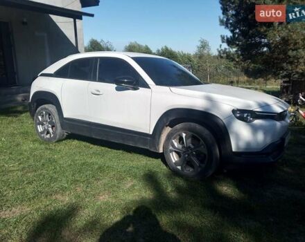 Білий Мазда MX-30, об'ємом двигуна 0 л та пробігом 115 тис. км за 9800 $, фото 15 на Automoto.ua