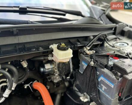 Белый Мазда MX-30, объемом двигателя 0 л и пробегом 33 тыс. км за 14950 $, фото 138 на Automoto.ua