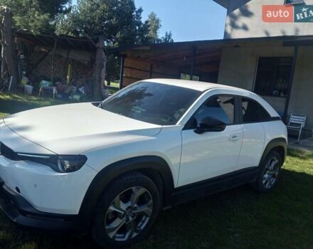Білий Мазда MX-30, об'ємом двигуна 0 л та пробігом 115 тис. км за 9800 $, фото 17 на Automoto.ua