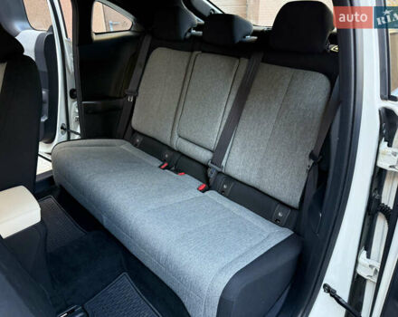 Белый Мазда MX-30, объемом двигателя 0 л и пробегом 64 тыс. км за 14000 $, фото 45 на Automoto.ua