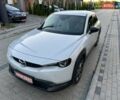 Белый Мазда MX-30, объемом двигателя 0 л и пробегом 68 тыс. км за 14000 $, фото 1 на Automoto.ua