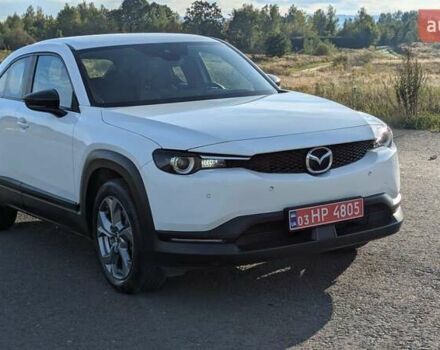Белый Мазда MX-30, объемом двигателя 0 л и пробегом 105 тыс. км за 13800 $, фото 23 на Automoto.ua