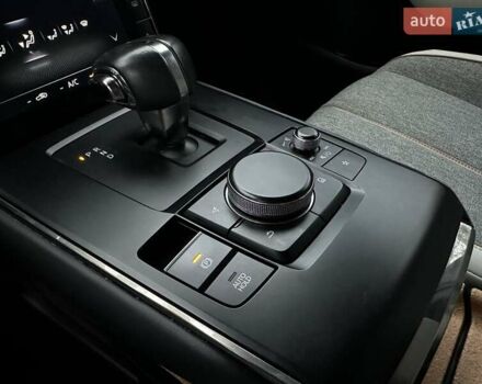 Белый Мазда MX-30, объемом двигателя 0 л и пробегом 69 тыс. км за 14100 $, фото 21 на Automoto.ua