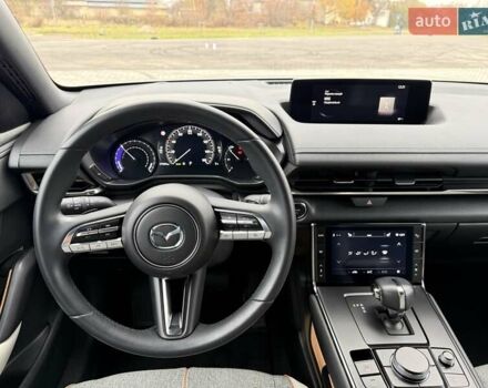 Белый Мазда MX-30, объемом двигателя 0 л и пробегом 27 тыс. км за 14900 $, фото 41 на Automoto.ua