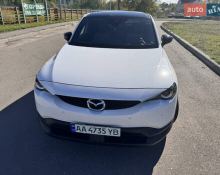 Мазда MX-30 2021 в Киеве на Automoto.ua Белый Мазда MX-30, объемом двигателя 0 л и пробегом 24 тыс. км за 15500 $, фото 4 на Automoto.ua