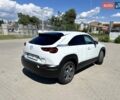 Белый Мазда MX-30, объемом двигателя 0 л и пробегом 44 тыс. км за 17900 $, фото 4 на Automoto.ua