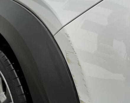 Белый Мазда MX-30, объемом двигателя 0 л и пробегом 50 тыс. км за 14500 $, фото 5 на Automoto.ua