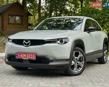Белый Мазда MX-30, объемом двигателя 0 л и пробегом 33 тыс. км за 14950 $, фото 24 на Automoto.ua