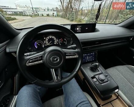 Белый Мазда MX-30, объемом двигателя 0 л и пробегом 69 тыс. км за 14100 $, фото 17 на Automoto.ua