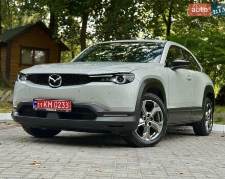 Белый Мазда MX-30, объемом двигателя 0 л и пробегом 33 тыс. км за 14950 $, фото 25 на Automoto.ua