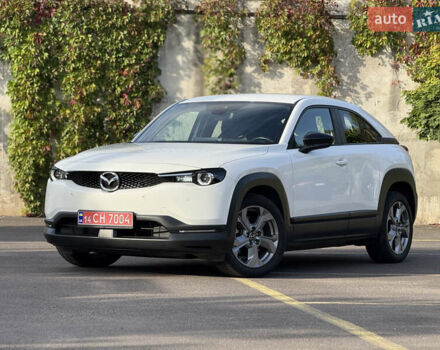 Білий Мазда MX-30, об'ємом двигуна 0 л та пробігом 33 тис. км за 14850 $, фото 73 на Automoto.ua