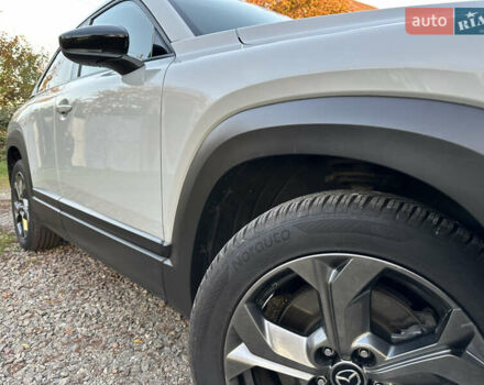 Мазда MX-30 2021 в Мукачеве на Automoto.ua Белый Мазда MX-30, объемом двигателя 0 л и пробегом 61 тыс. км за 14800 $, фото 23 на Automoto.ua