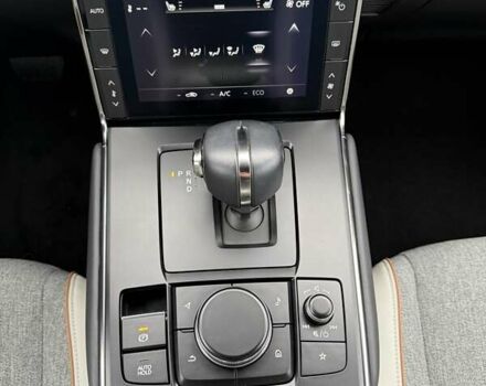 Белый Мазда MX-30, объемом двигателя 0 л и пробегом 27 тыс. км за 14900 $, фото 44 на Automoto.ua