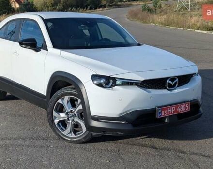 Белый Мазда MX-30, объемом двигателя 0 л и пробегом 105 тыс. км за 13800 $, фото 32 на Automoto.ua