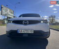 Мазда MX-30 2021 в Киеве на Automoto.ua Белый Мазда MX-30, объемом двигателя 0 л и пробегом 24 тыс. км за 15500 $, фото 5 на Automoto.ua