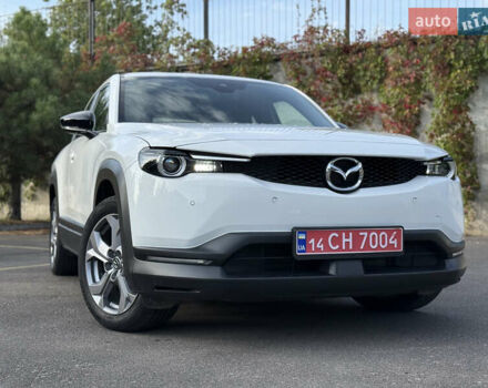 Білий Мазда MX-30, об'ємом двигуна 0 л та пробігом 33 тис. км за 14850 $, фото 3 на Automoto.ua