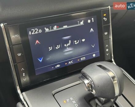 Білий Мазда MX-30, об'ємом двигуна 0 л та пробігом 90 тис. км за 14900 $, фото 13 на Automoto.ua