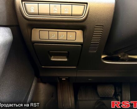 Белый Мазда MX-30, объемом двигателя 0 л и пробегом 39 тыс. км за 15900 $, фото 3 на Automoto.ua