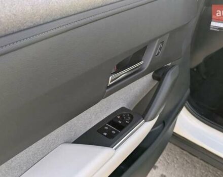 Белый Мазда MX-30, объемом двигателя 0 л и пробегом 105 тыс. км за 13800 $, фото 62 на Automoto.ua