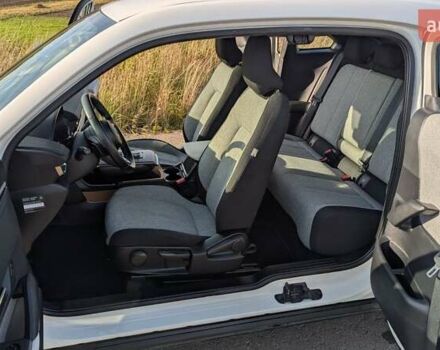 Белый Мазда MX-30, объемом двигателя 0 л и пробегом 105 тыс. км за 13800 $, фото 36 на Automoto.ua