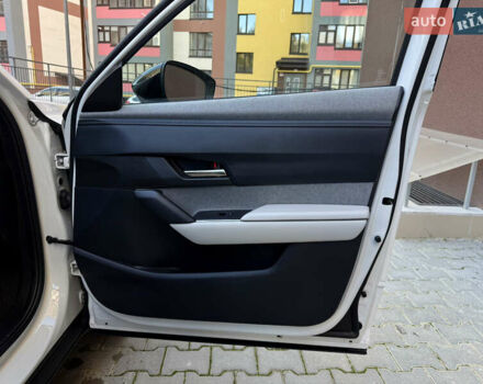 Белый Мазда MX-30, объемом двигателя 0 л и пробегом 64 тыс. км за 14000 $, фото 53 на Automoto.ua