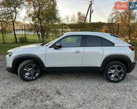 Мазда MX-30 2021 в Мукачеве на Automoto.ua Белый Мазда MX-30, объемом двигателя 0 л и пробегом 61 тыс. км за 14800 $, фото 30 на Automoto.ua