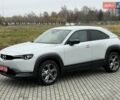 Белый Мазда MX-30, объемом двигателя 0 л и пробегом 27 тыс. км за 14900 $, фото 20 на Automoto.ua