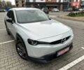 Белый Мазда MX-30, объемом двигателя 0 л и пробегом 69 тыс. км за 14100 $, фото 1 на Automoto.ua