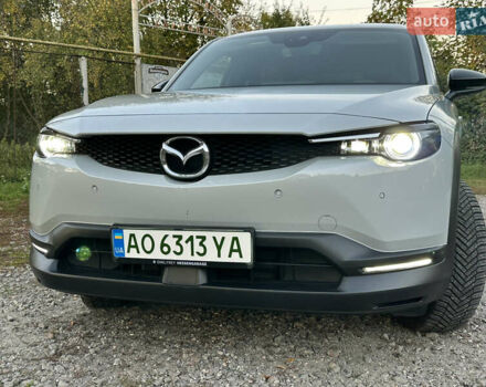 Мазда MX-30 2021 в Мукачеве на Automoto.ua Белый Мазда MX-30, объемом двигателя 0 л и пробегом 61 тыс. км за 14800 $, фото 2 на Automoto.ua