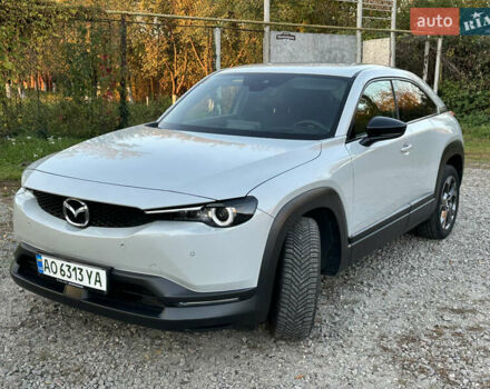 Мазда MX-30 2021 в Мукачеве на Automoto.ua Белый Мазда MX-30, объемом двигателя 0 л и пробегом 61 тыс. км за 14800 $, фото 25 на Automoto.ua