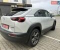 Белый Мазда MX-30, объемом двигателя 0 л и пробегом 69 тыс. км за 14100 $, фото 4 на Automoto.ua