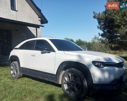 Білий Мазда MX-30, об'ємом двигуна 0 л та пробігом 115 тис. км за 9800 $, фото 20 на Automoto.ua